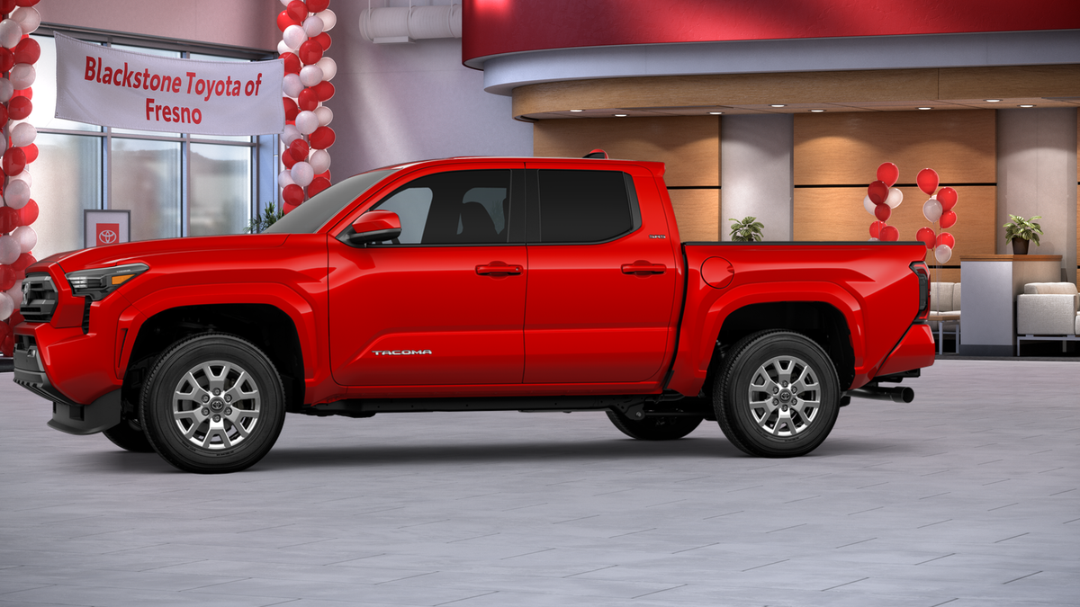 2026 Toyota Tacoma SR5 - Photo 6