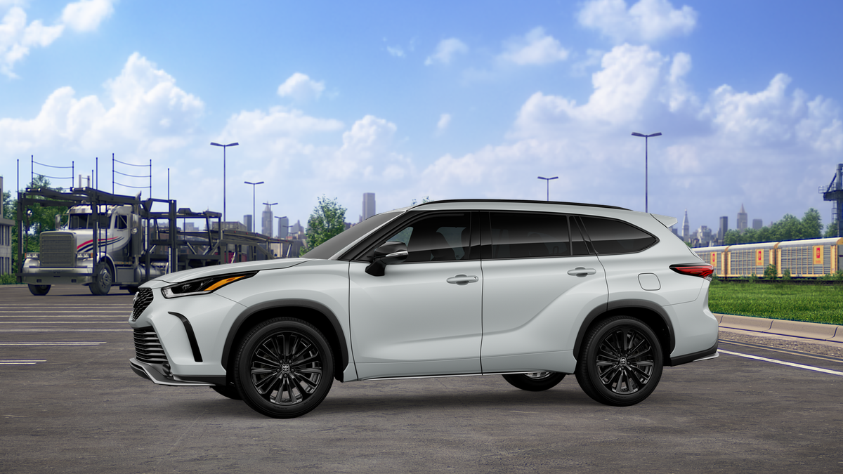 New 2026 Toyota Highlander SUV