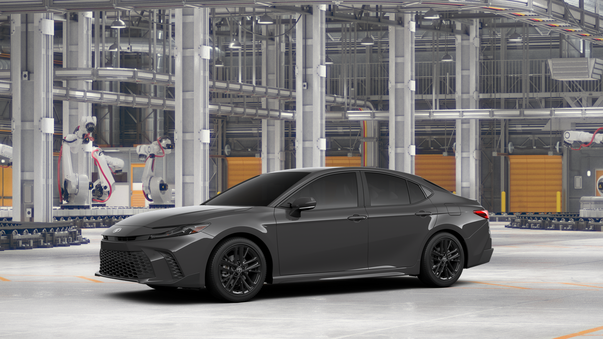 2026 Toyota Camry SE photo 3