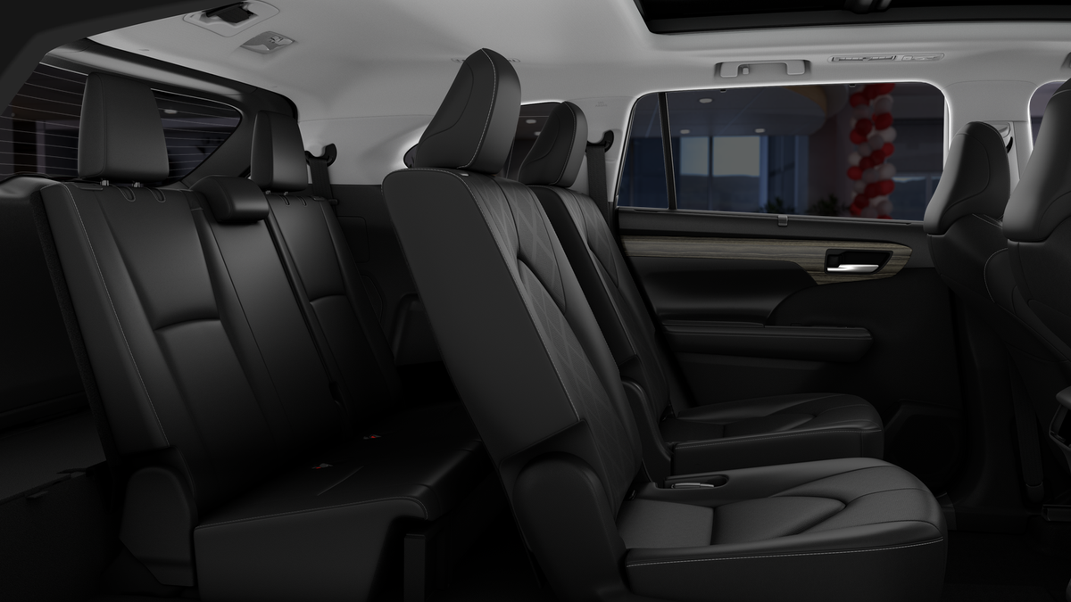 New 2026 Toyota Highlander Hybrid SUV