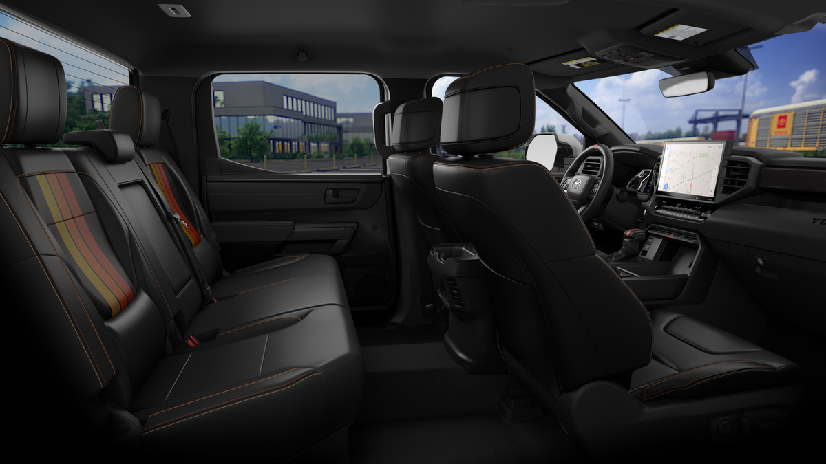 2026 Toyota Tundra SR5 CrewMax photo 22