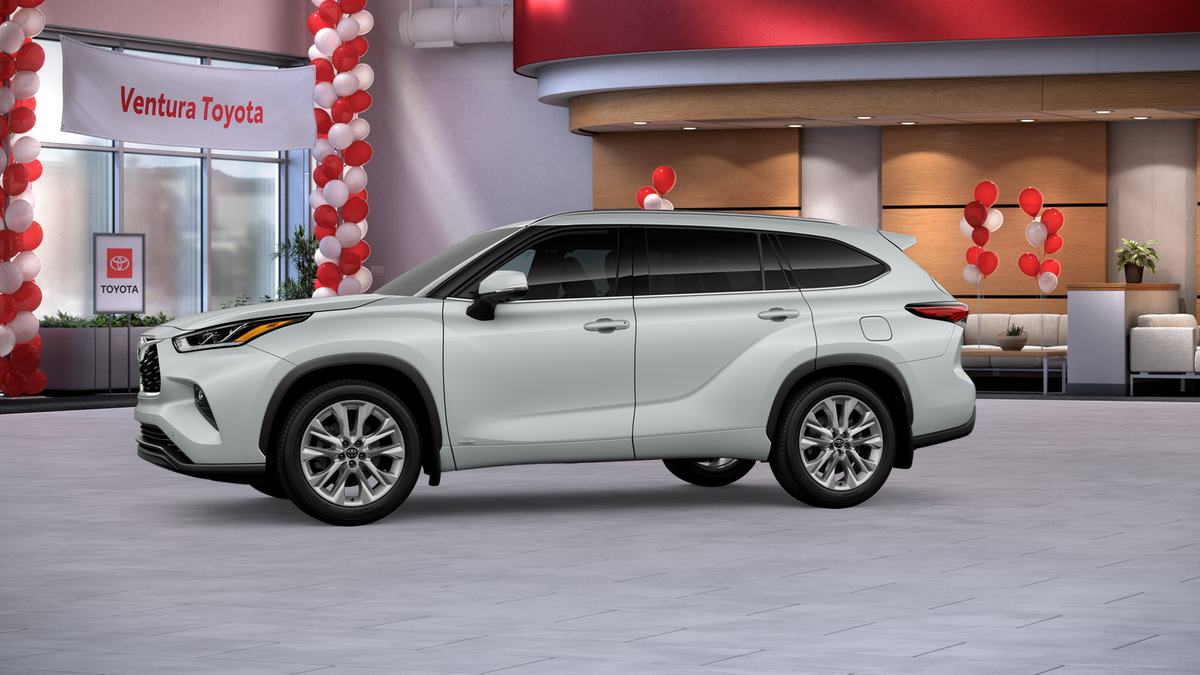 New 2026 Wind Chill Pearl <sup>1</sup> Toyota  Limited image 5