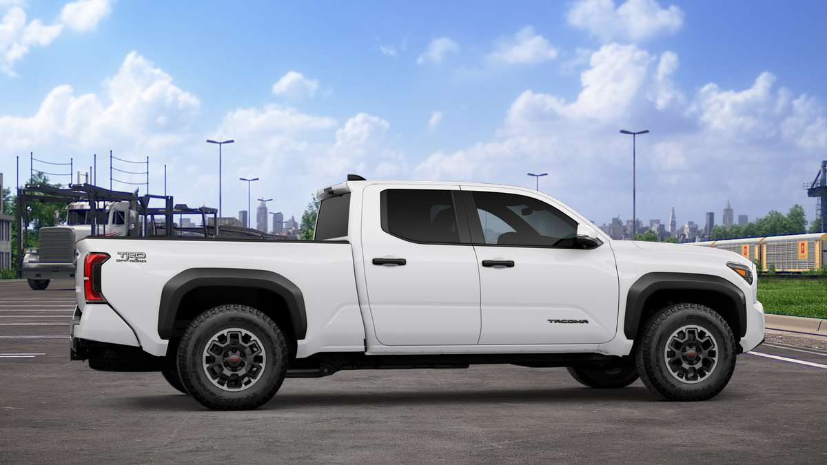 2025 Toyota Tacoma TRD Off-Road photo 14