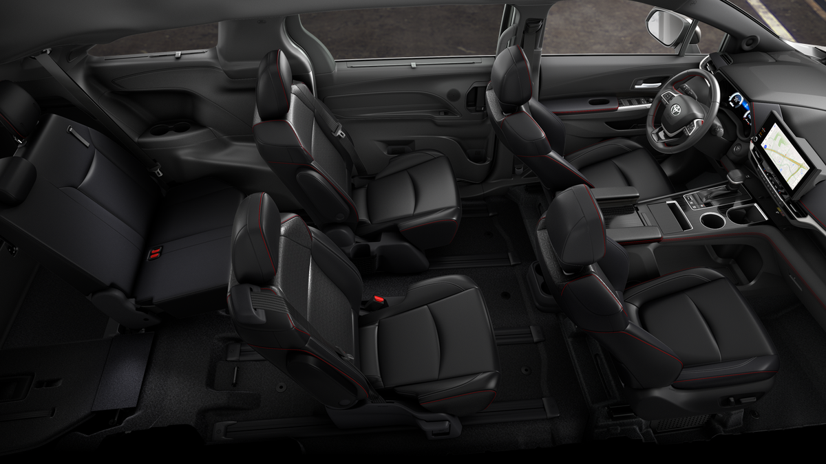 New 2026 Heavy Metal <sup>1</sup> Toyota  XSE image 4