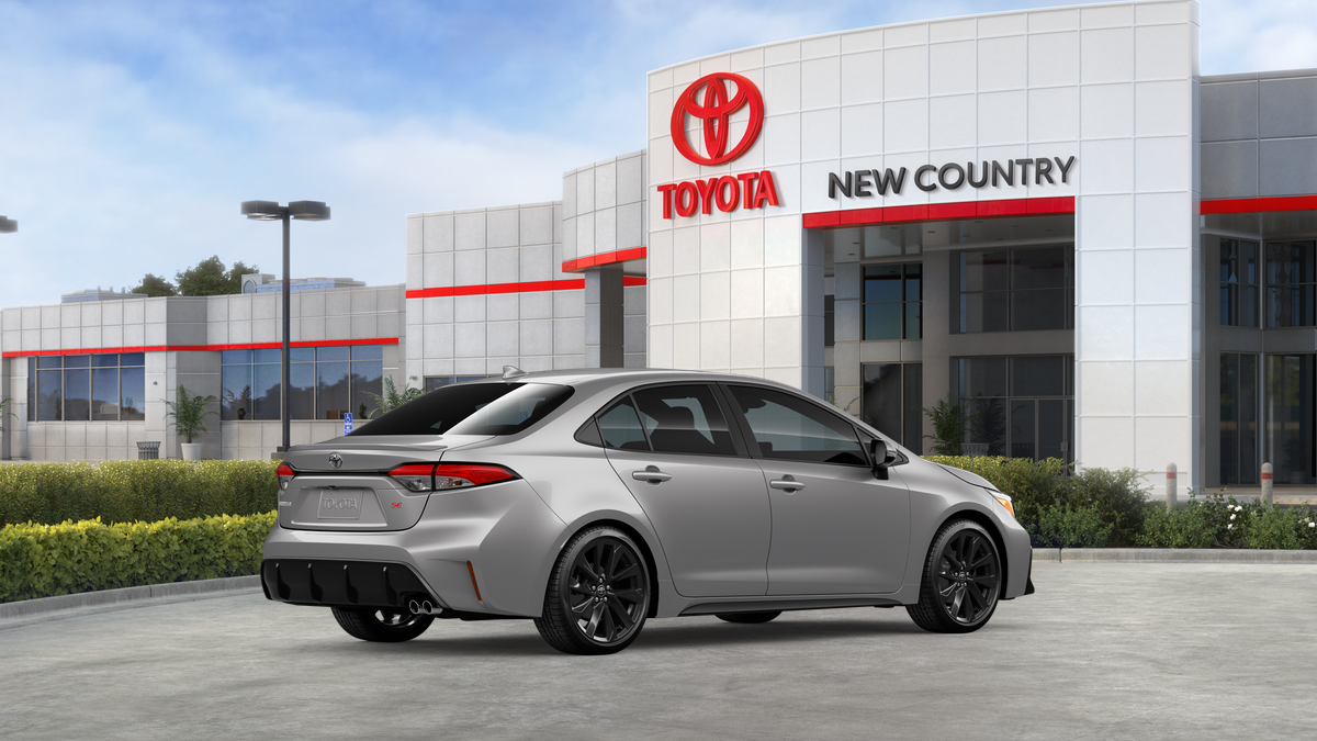 2026 Toyota Corolla SE photo 9