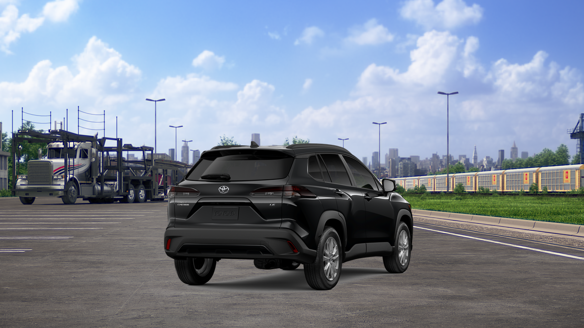 2026 Toyota Corolla Cross LE photo 2