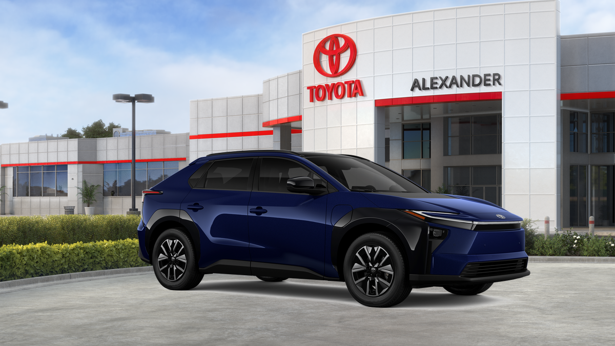 2026 Toyota bZ XLE - Photo 16