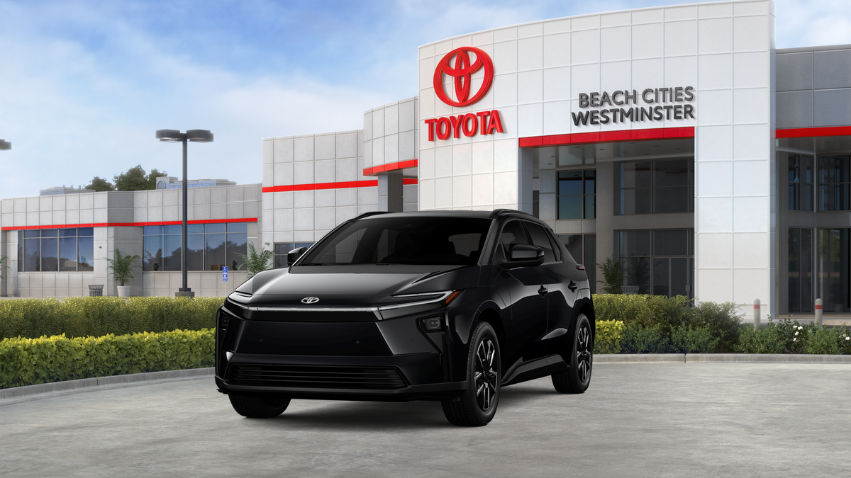 New 2026 Midnight Black Metallic Toyota  XLE image 22
