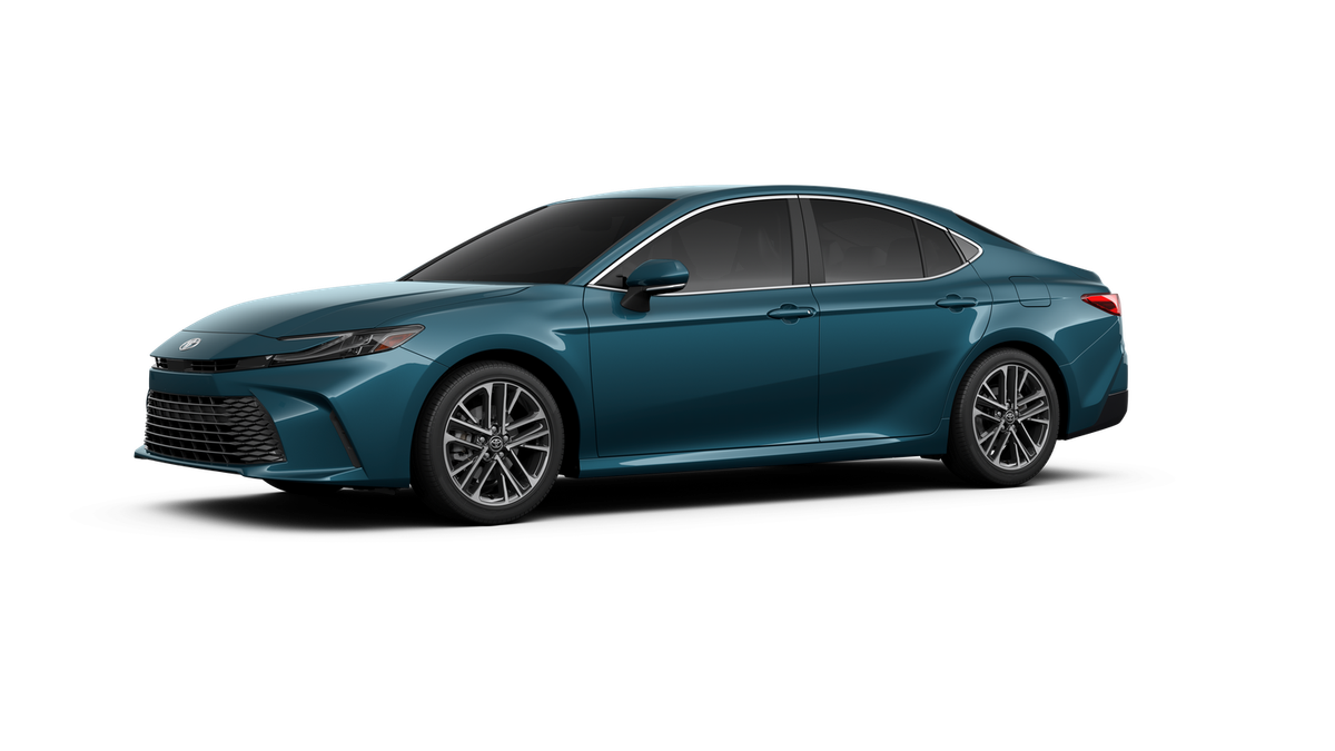 2026 Toyota Camry XLE photo 2