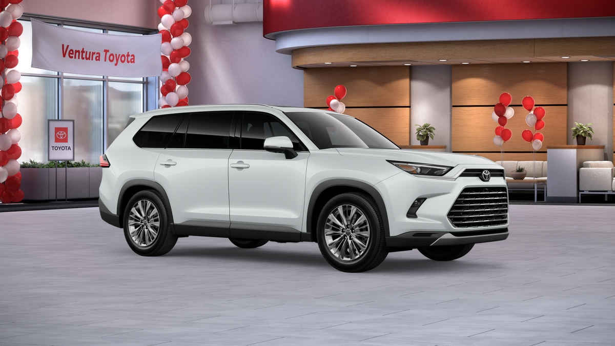New 2026 Wind Chill Pearl <sup>1</sup> Toyota  Platinum image 16