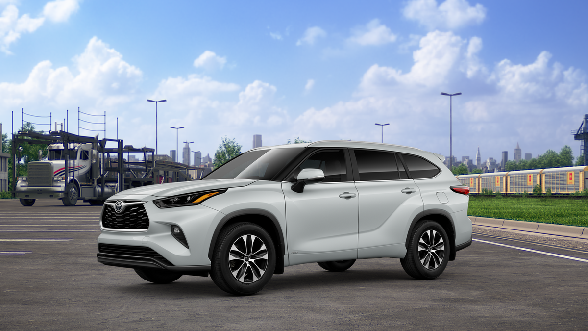 2025 Toyota Highlander Hybrid XLE photo 4