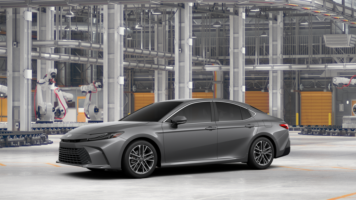 2026 Toyota Camry XLE photo 2