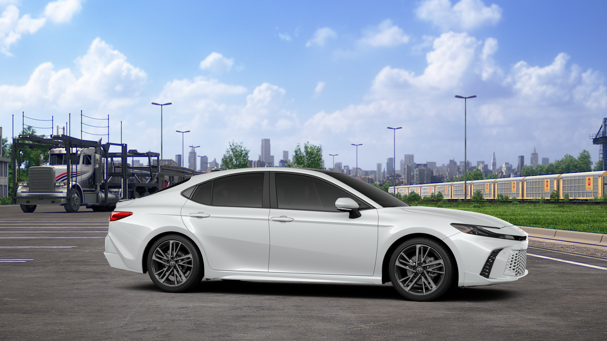 New 2026 Wind Chill Pearl <sup>1</sup> Toyota  XSE image 15