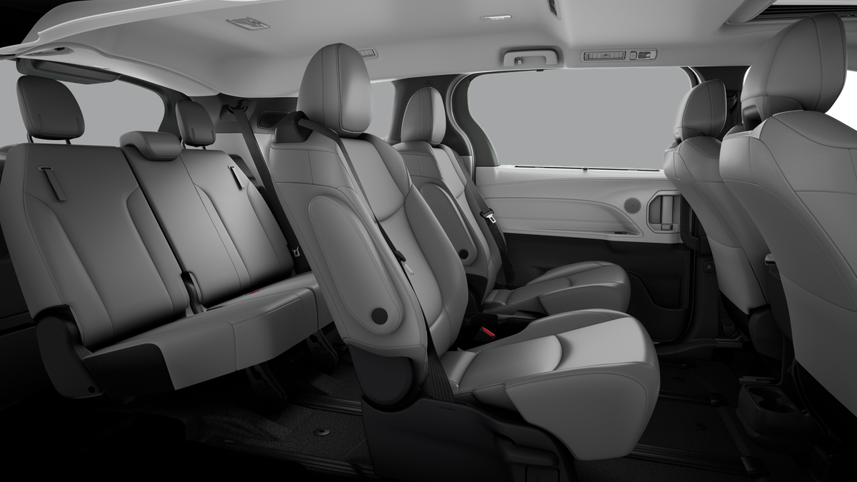 2025 Toyota Sienna XLE photo 37
