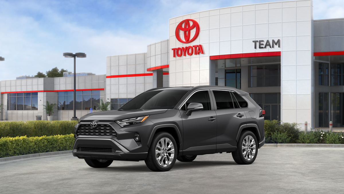 2025 Toyota RAV4 XLE Premium photo 3