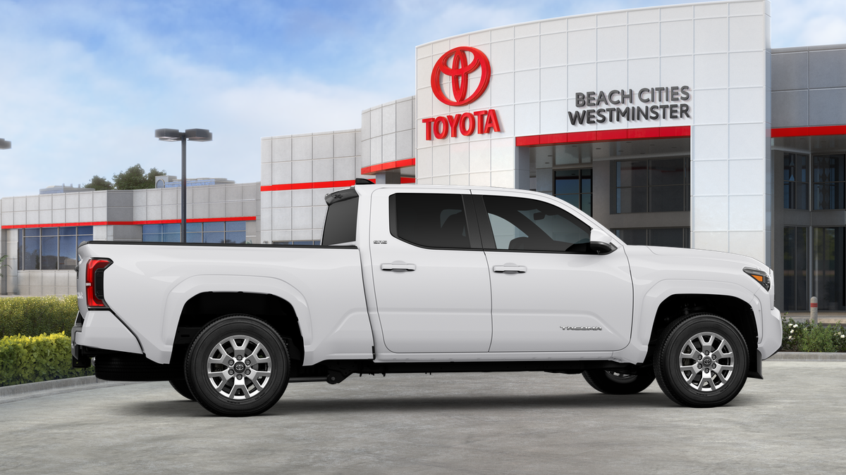 2025 Toyota Tacoma SR5 Double Cab photo 38