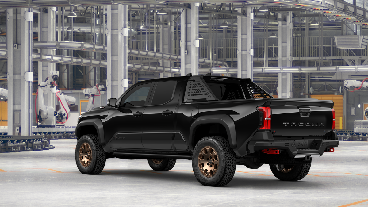 2025 Toyota Tacoma Trailhunter Double Cab photo 6