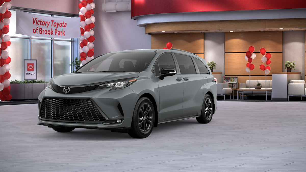 2026 Toyota Sienna XSE 7-Passenger Hybrid AWD's photo