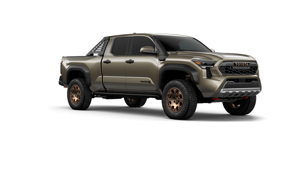 New 2026 Bronze Oxide Toyota Tacoma Trailhunter image 39