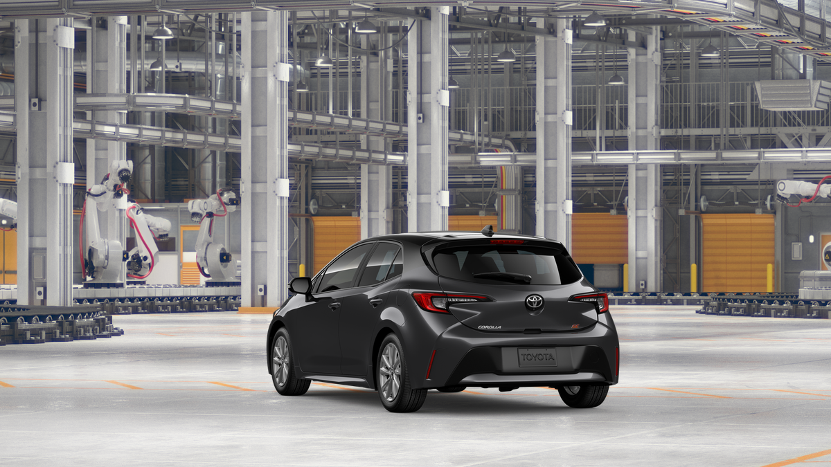 New 2026 Magnetic Gray Metallic with Midnight Black Metallic roof <sup>1</sup> Toyota  SE image 9