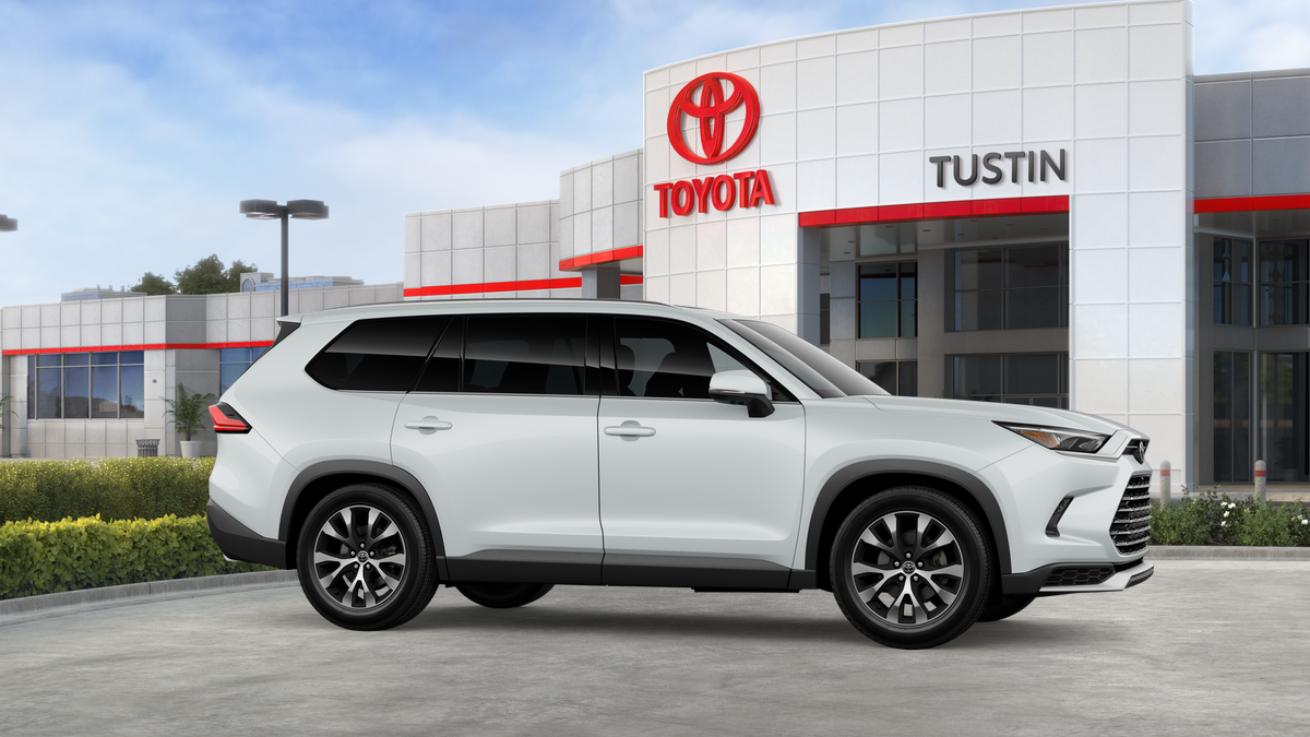 New 2026 Wind Chill Pearl <sup>1</sup> Toyota  MAX Limited image 15