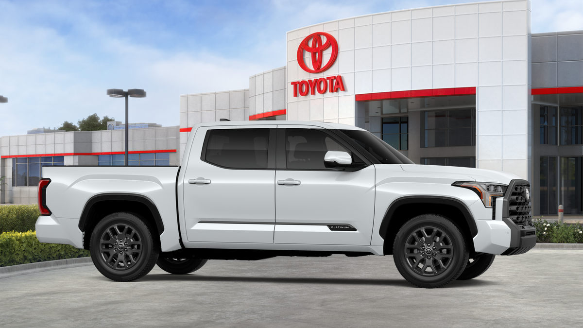 New 2026 Wind Chill Pearl <sup>1</sup> Toyota  Platinum image 40