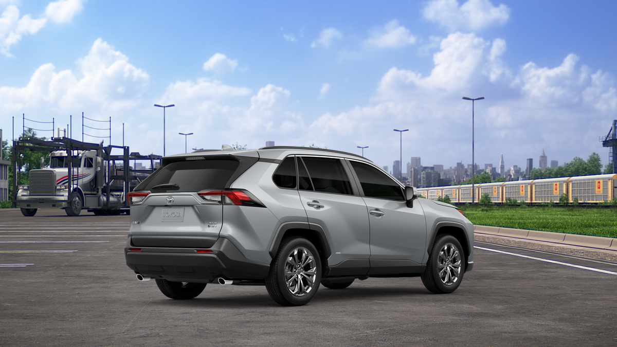2025 Toyota RAV4 Hybrid XLE Premium photo 10