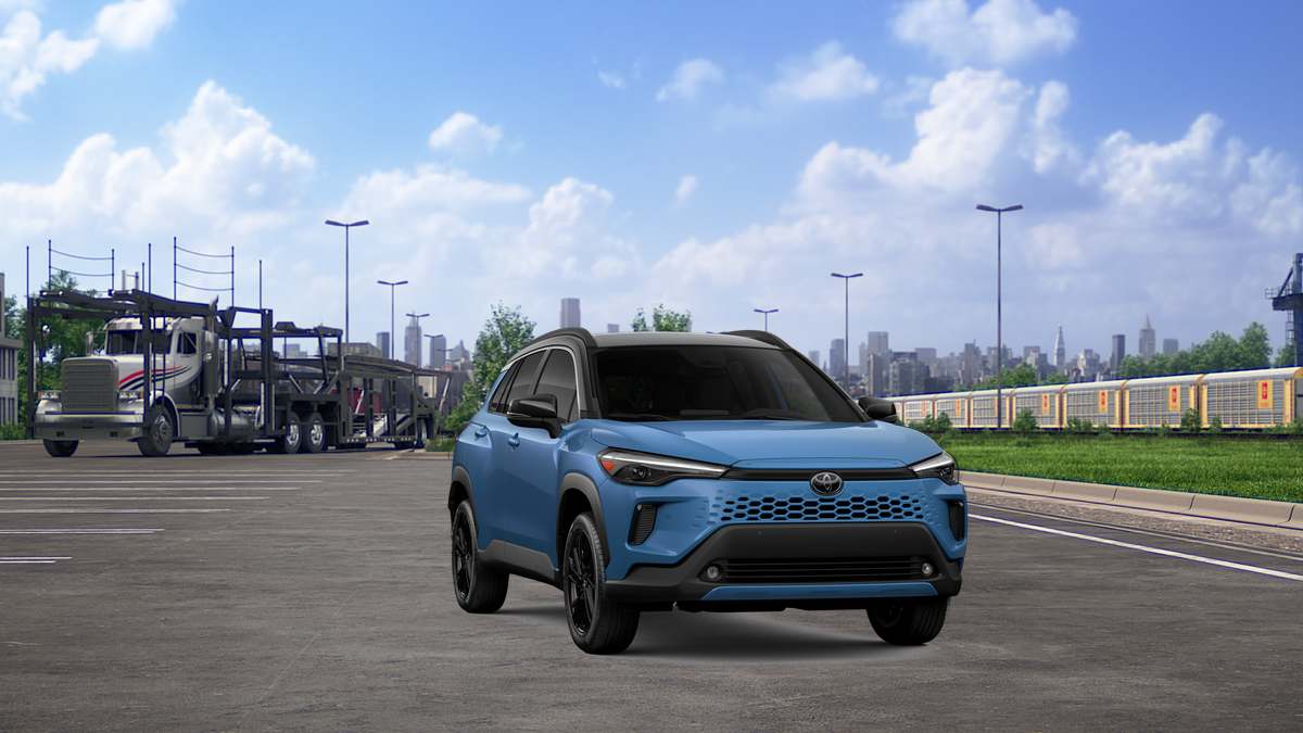 2026 Toyota Corolla Cross XLE XSE photo 19