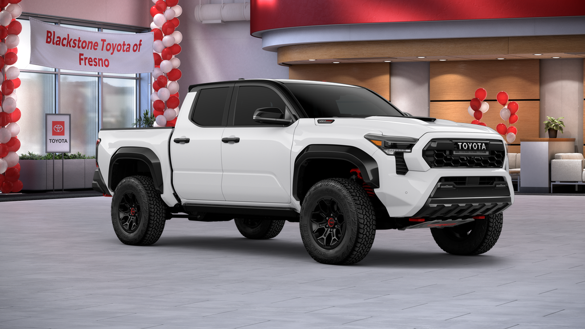 2026 Toyota Tacoma TRD Pro - Photo 18