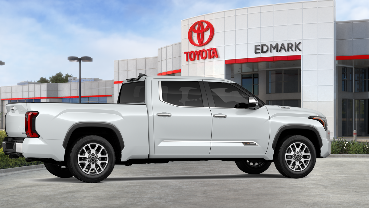 New 2026 Wind Chill Pearl <sup>1</sup> Toyota Tundra 1794 Edition image 33