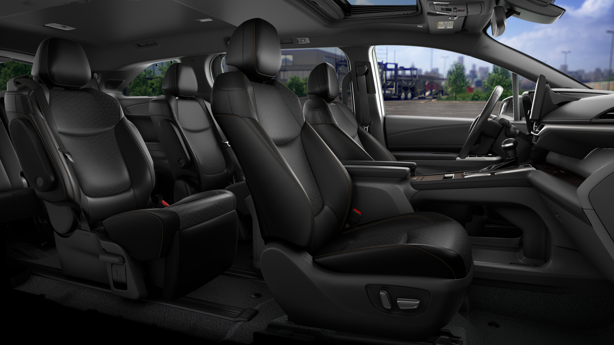 Sienna Platinum 2.5L Hybrid Engine All-Wheel Drive [19]