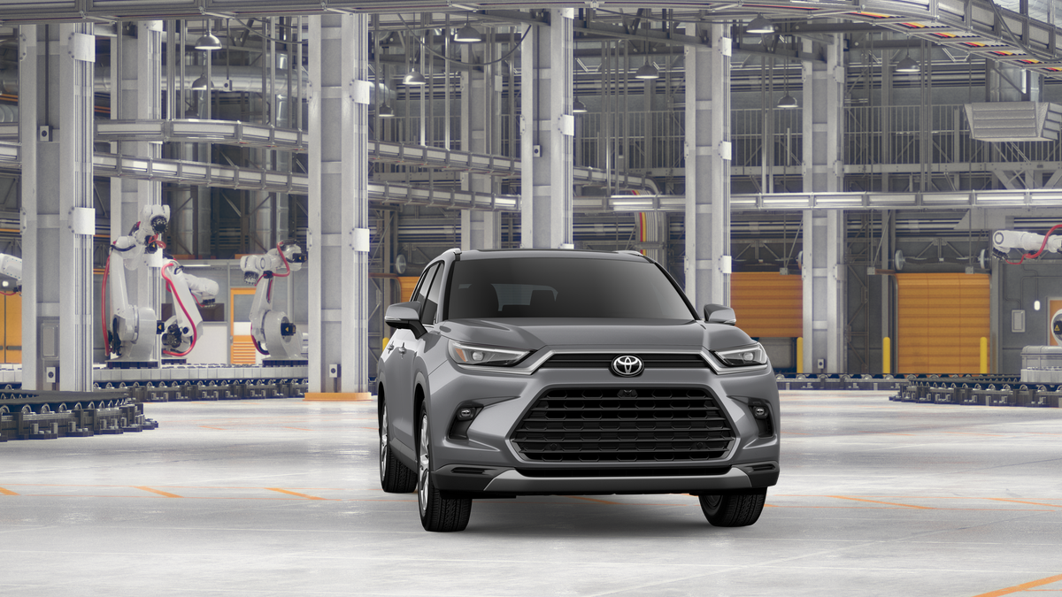 2026 Toyota Highlander Hybrid Limited photo 14