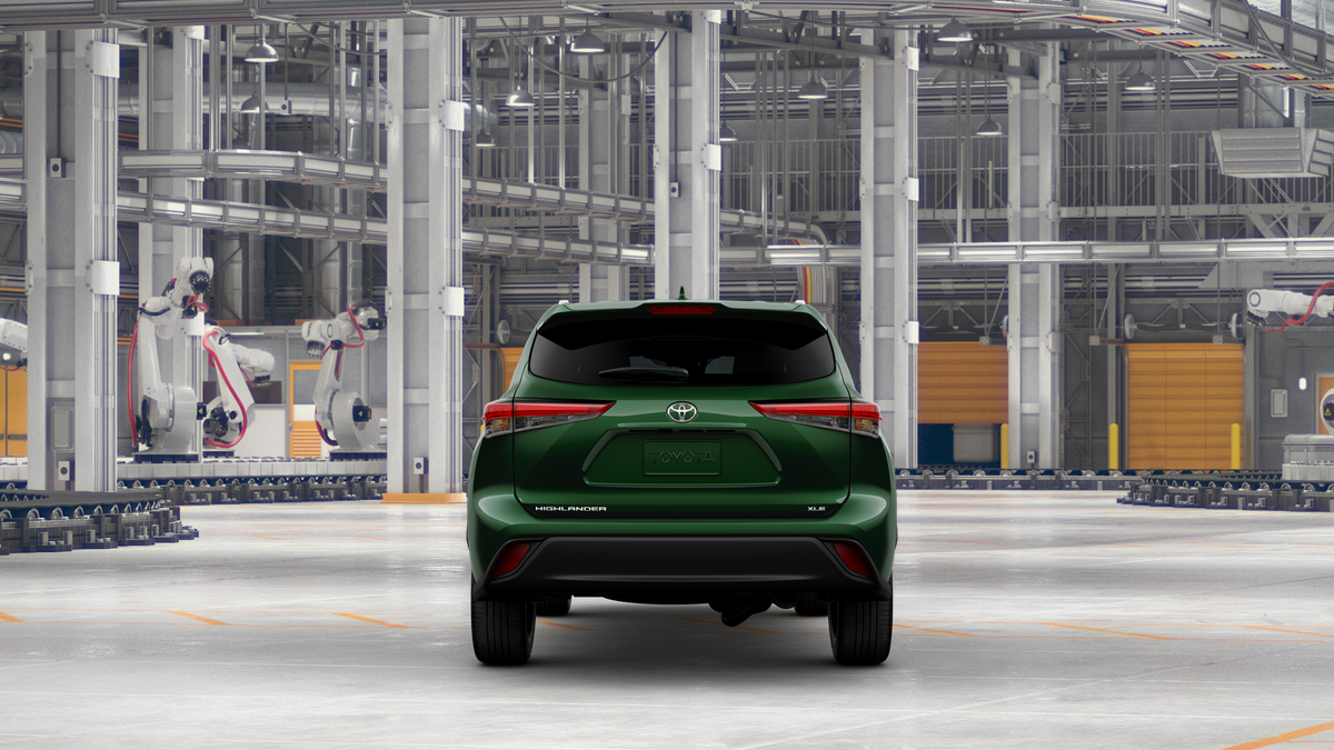 2025 Toyota Highlander XLE photo 10