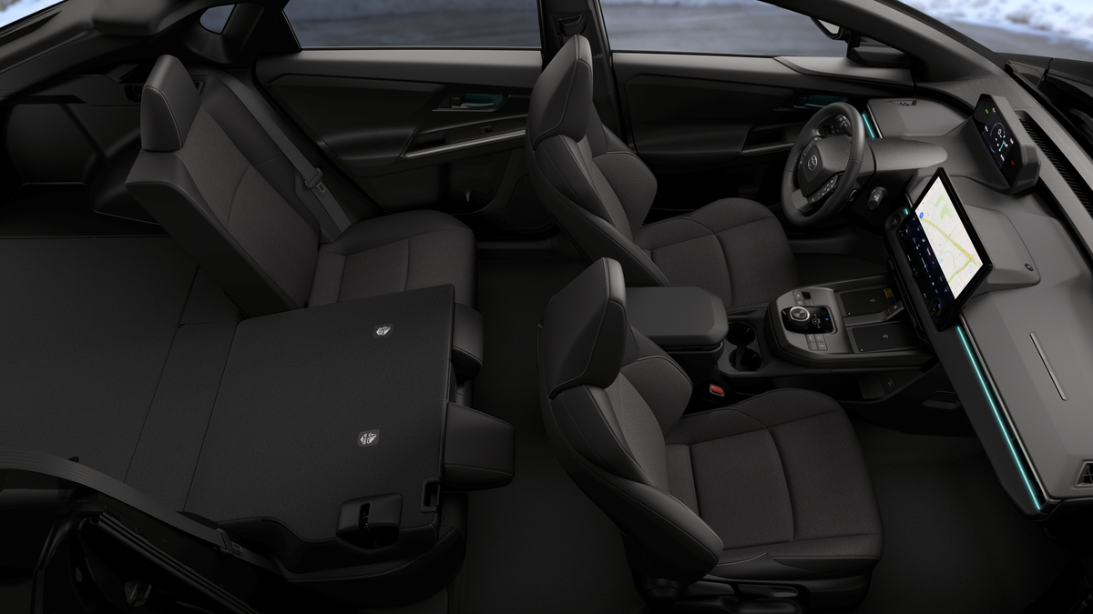New 2027 Wind Chill Pearl <sup>1</sup> Toyota  XLE image 4