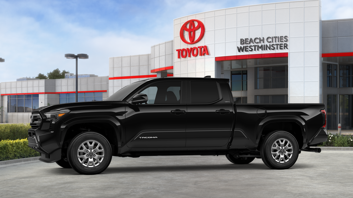 2025 Toyota Tacoma SR5 Double Cab photo 3
