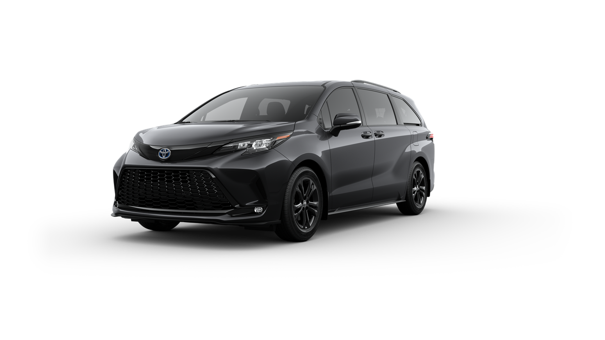 2025 Toyota Sienna XSE's photo