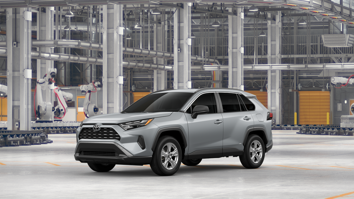 2025 Toyota RAV4 Hybrid LE photo 3