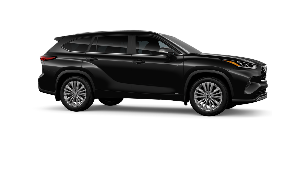 New 2026 Midnight Black Metallic Toyota  Platinum image 15