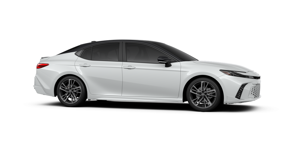 New 2026 Wind Chill Pearl with Midnight Black Metallic roof <sup>1</sup> Toyota  XSE AWD image 15