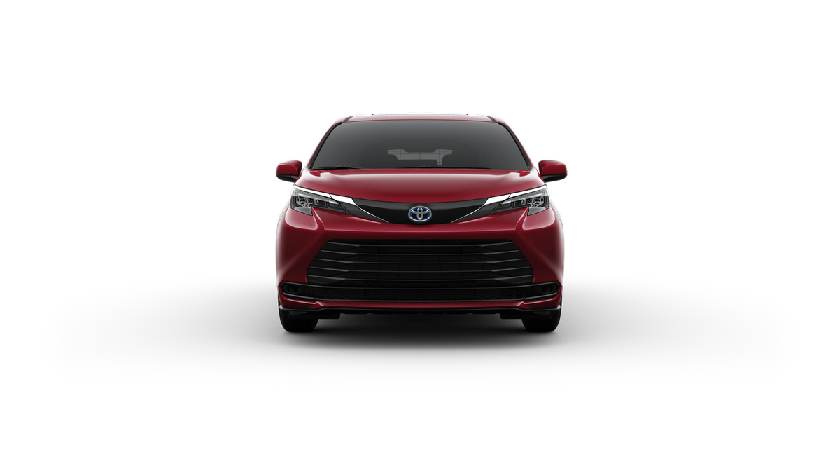 2025 Toyota Sienna LE photo 13