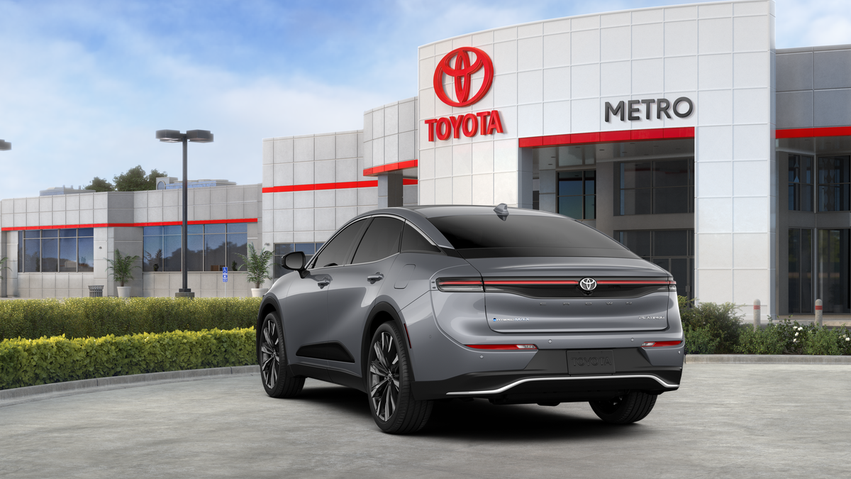 New 2026 Heavy Metal <sup>1</sup> Toyota  Platinum image 9