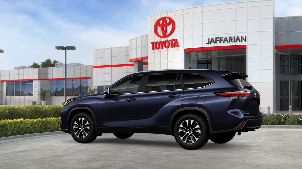 New 2026 Toyota Highlander SUV