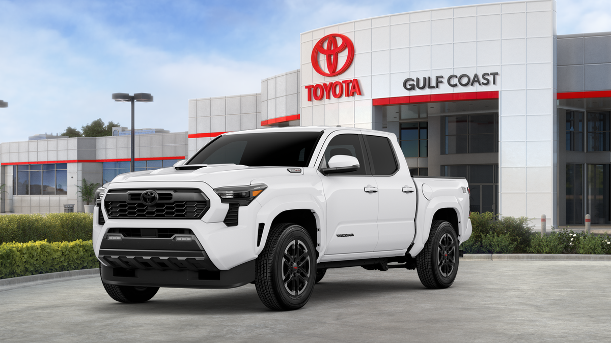 2026 Toyota Tacoma i-FORCE MAX TRD Sport