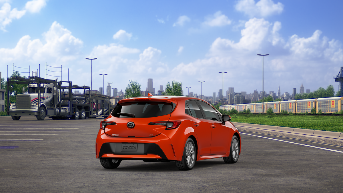 2025 Toyota Corolla SE photo 9