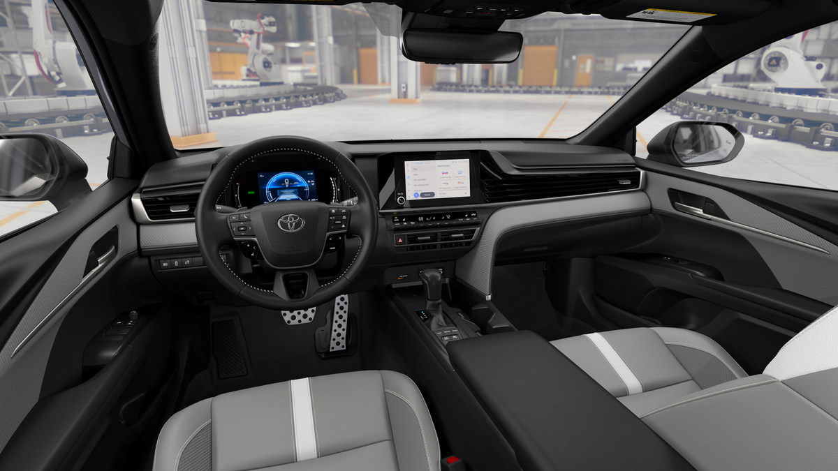 2026 Toyota Camry SE photo 16