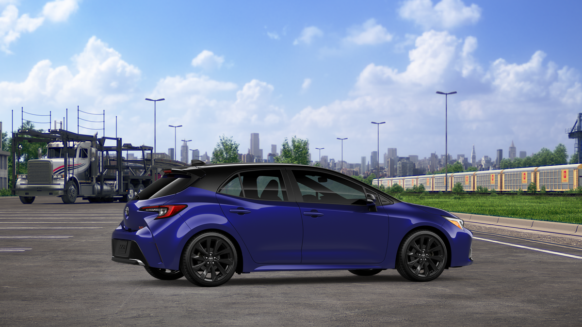 New 2026 Blue Crush Metallic with Midnight Black Metallic roof <sup>1</sup> Toyota  XSE image 13