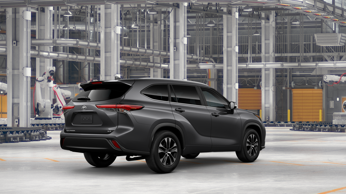 2025 Toyota Highlander XLE photo 10
