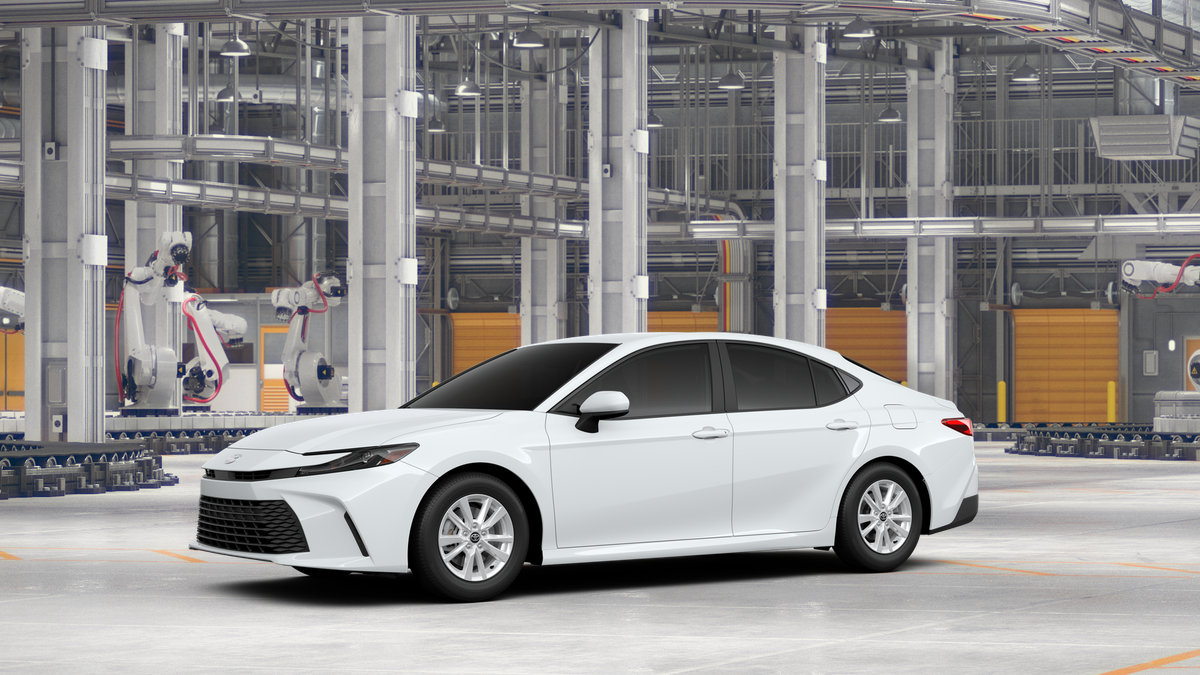 2025 Toyota Camry LE photo 2