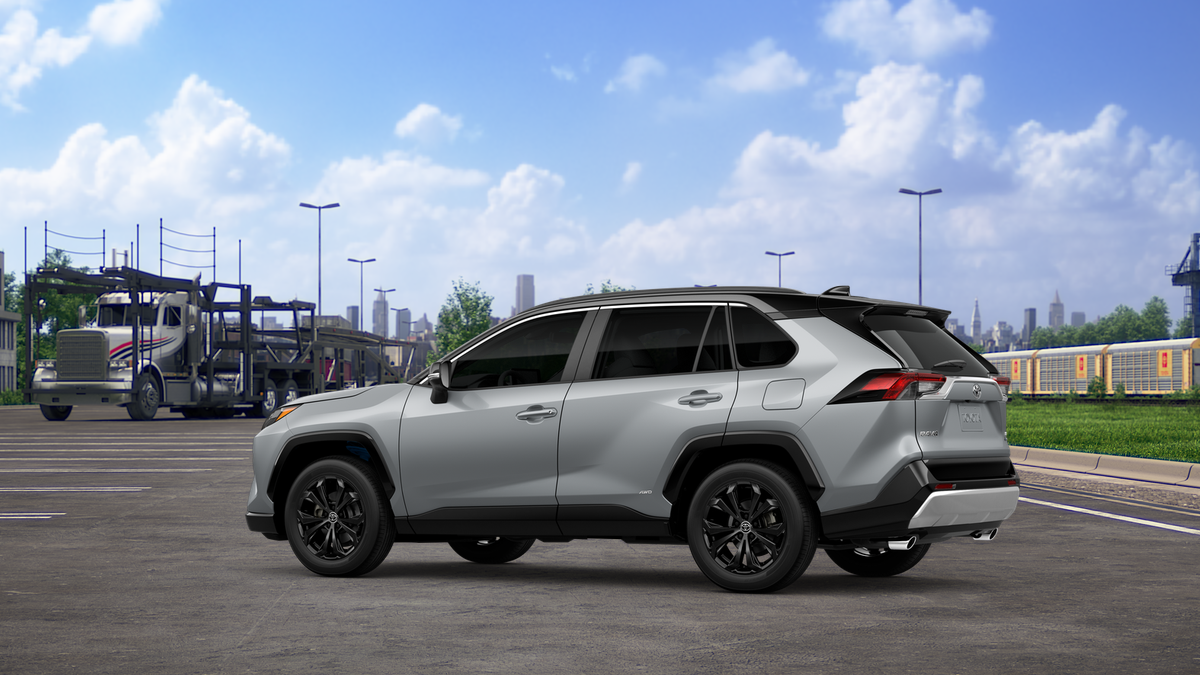2025 Toyota RAV4 Hybrid XSE photo 5