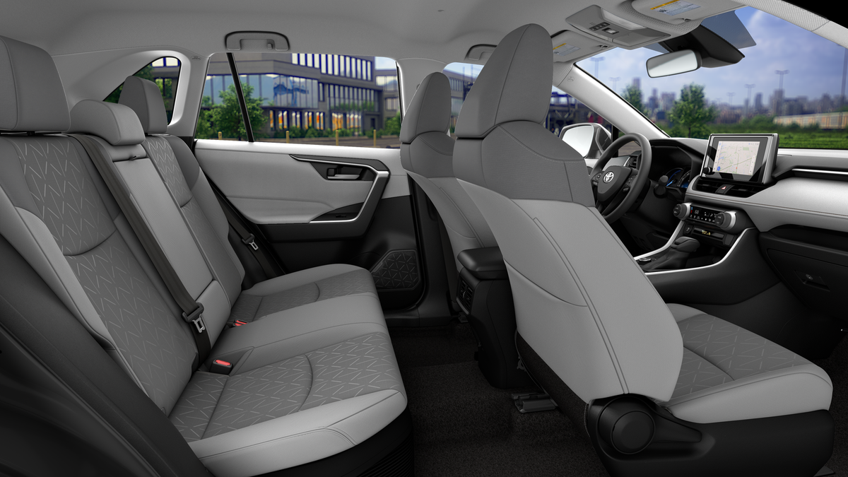 2025 Toyota RAV4 Hybrid XLE photo 20